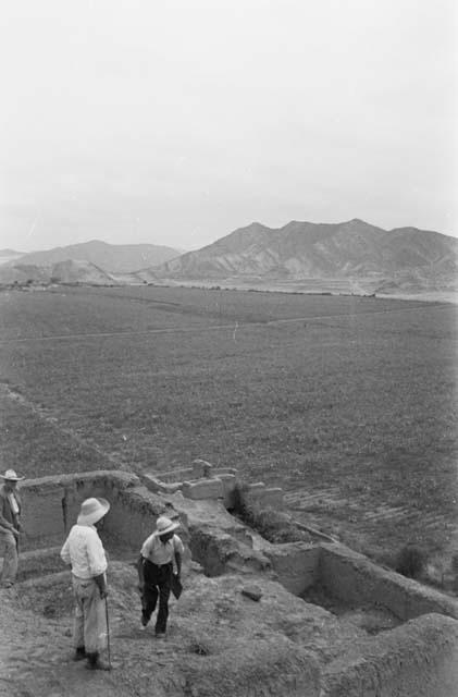 Yesera -- upper Asia Valley