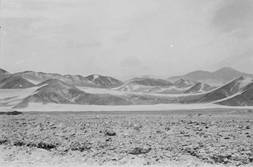 Mountains east of Pan-American Highway near Vir