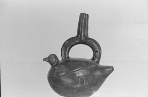 Pottery vessels, Sullana, Frisell Collection
