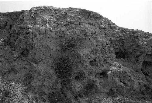 Huaca section showing bevelled construction at Site 5