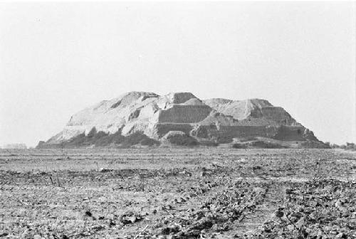 Southwest corner of huaca at Site 44