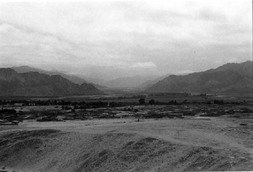 View upvalley from south of Sausal