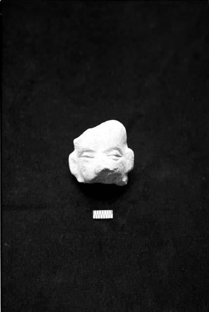 Solid figurine head from Site 134