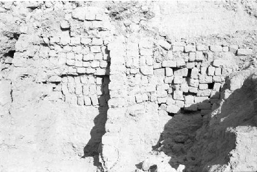 Detail near bottom of east wall of Huaqueo A at Site 128