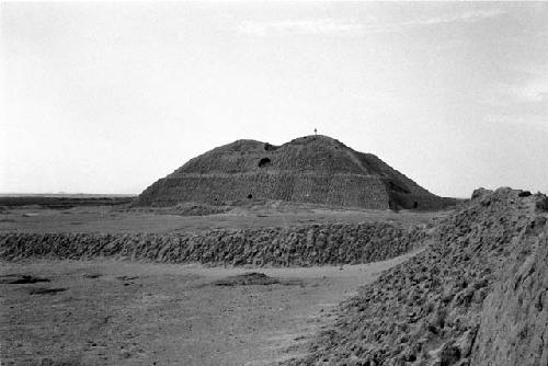 Huaca at Site 142