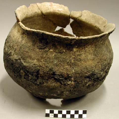 Large wide-mouth pottery jar