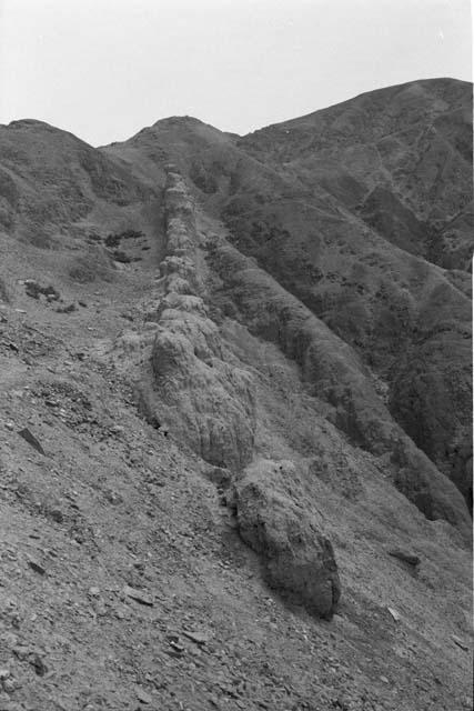 Tapia wall on east side of Structure G at Site 128