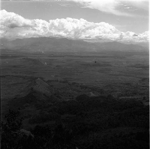 Valley, west from the Tukumba