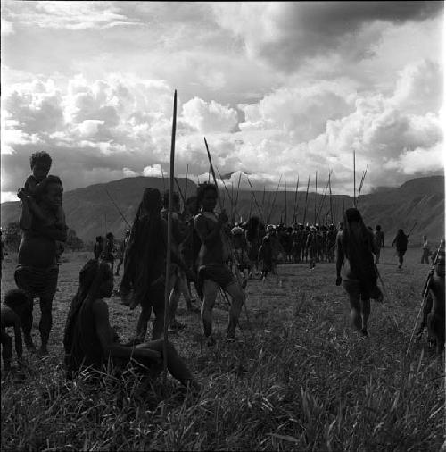 Many people dancing on the Liberek