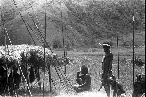 Men near a kaio