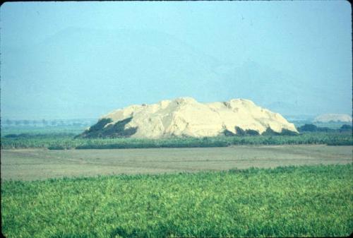 Huaca Rosario (Site 44) from Ongollape (Site 19)