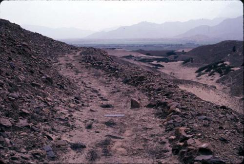 Detail of canal construction