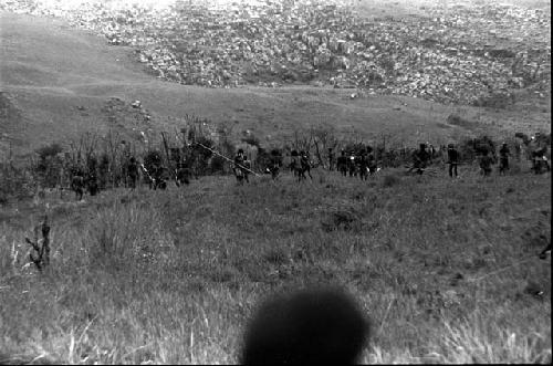 Distant shot of a warrior group on the Tokolik