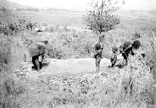 men leaving the Warabara to go home