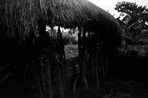 The shaded entryway to Kibit Silimo