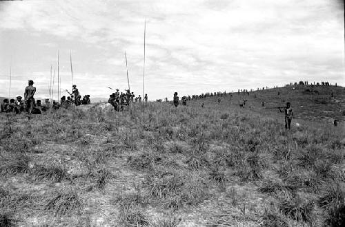 Groups of warriors on the Warabara