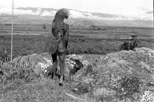 Women on the Anelerak waiting to go to the fields