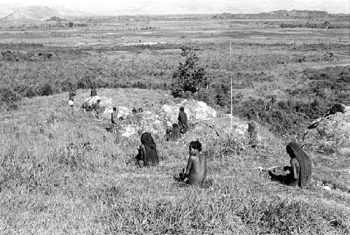 Women on the Anelerak waiting to go to the fields