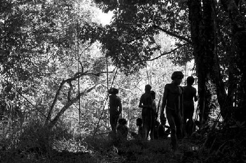 Men waiting to go to an Etai
