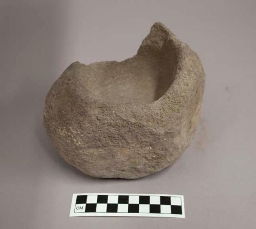 Hard, fine-grained gray sandstone mortar