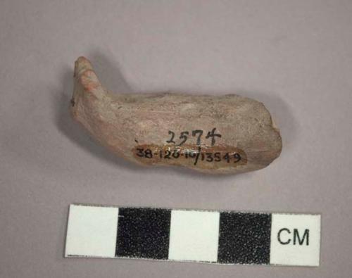 Zoomorphic pottery handle