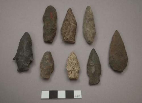 Chipped stone projectile points, stemmed