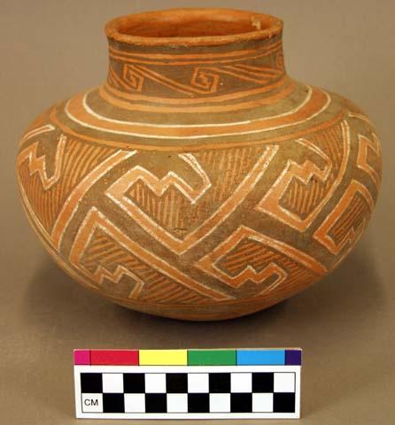 Jeddito polychrome pottery jar