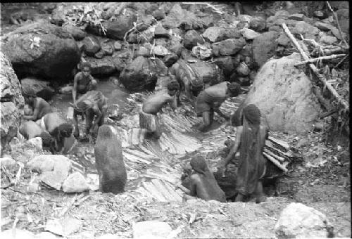 Women in salt well