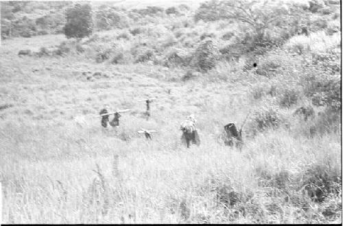 Women travelling to salt wells