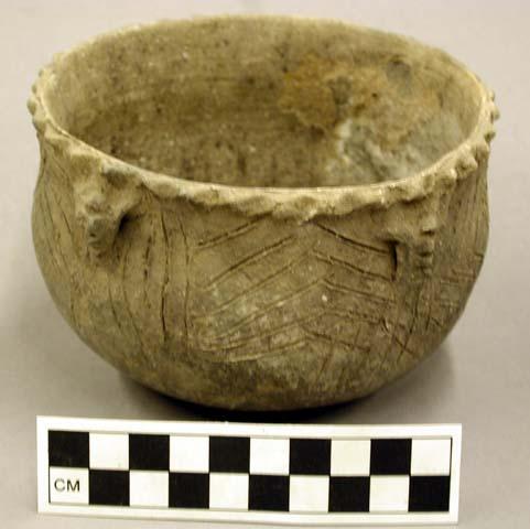 Ceramic jar, Barton Incised, strap handles and shoulder-incised, scalloped rim