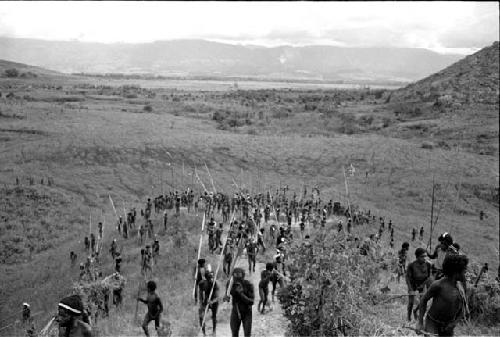 Peter Matthiessen still photographs, New Guinea