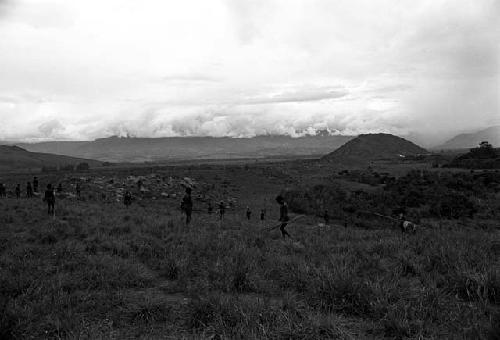 warriors exposed on the north-south ridge of the Warabara