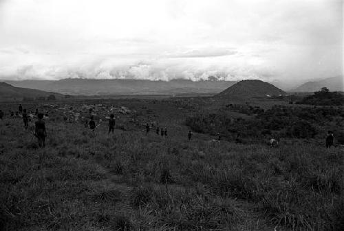 warriors exposed on the north-south ridge of the Warabara