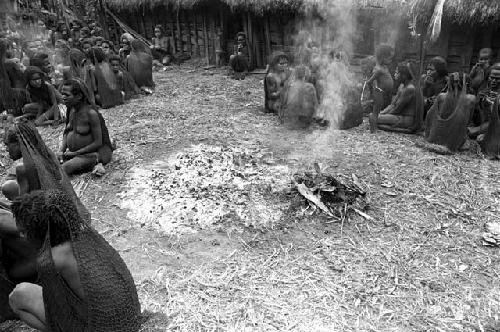 The ashes from Weaké's funeral pyre are in the center