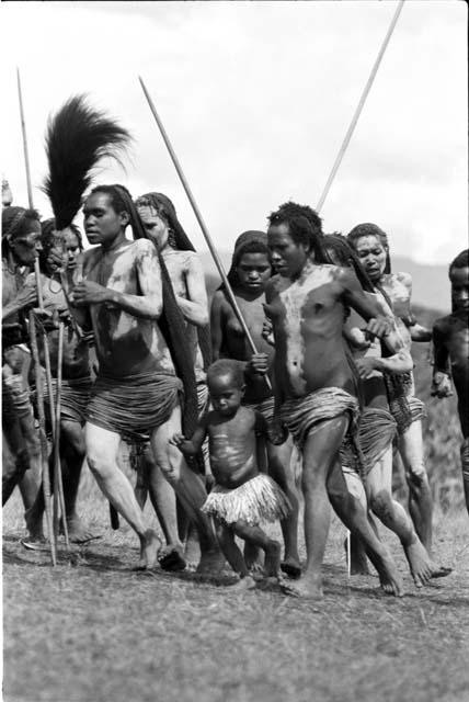 Women dancing on the Liberek