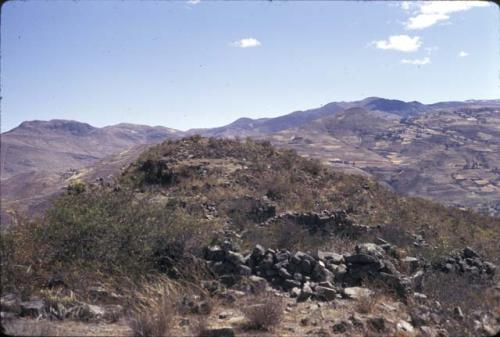 Underground canal at Pinit (U2343), a hill-top fort site