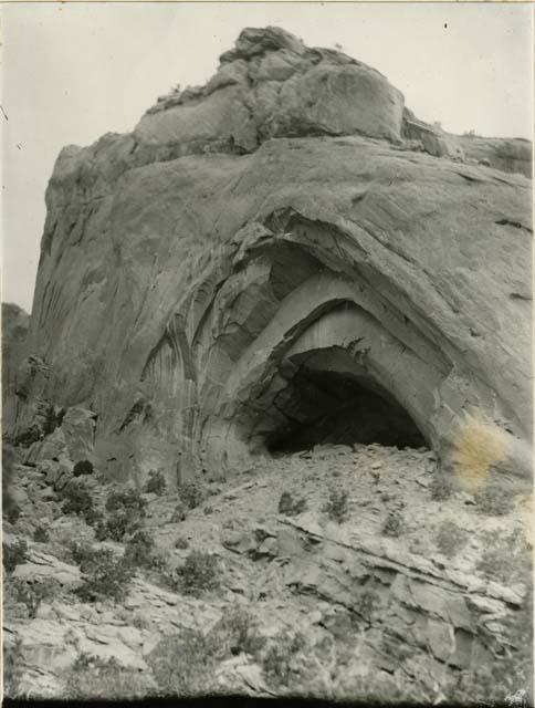 White Dog Cave - Kayenta