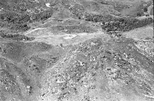 Aerial photograph;a view of the top of the Tukumba looking towards Abukulmo in the top right center of the frame