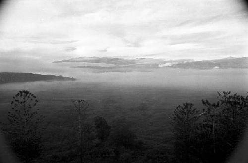 Over Homoak; early morning mist