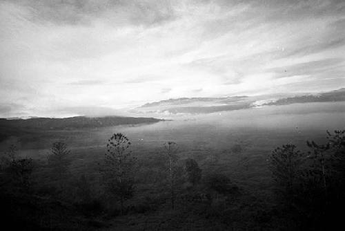 Over Homoak; early morning mist