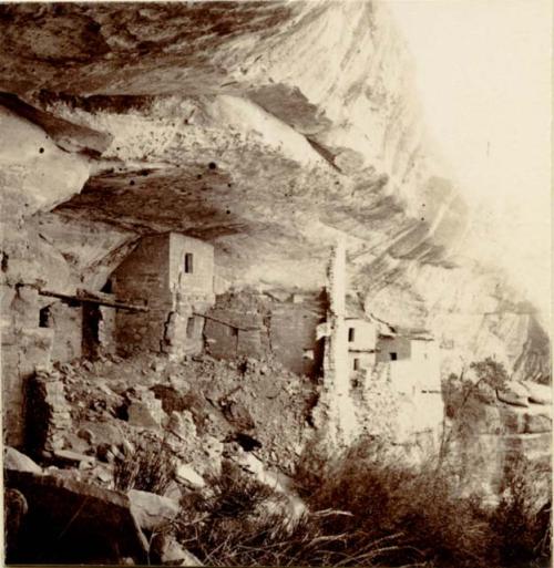 View of ruins of Balcony House from South