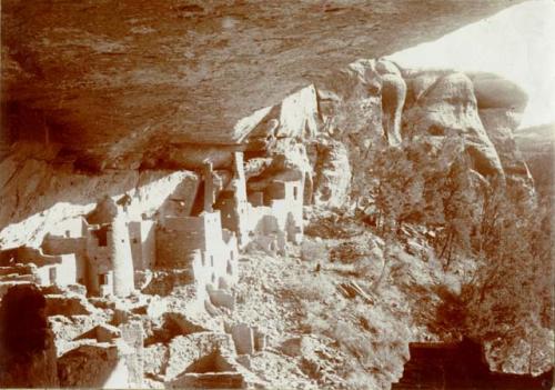 Cliff Palace ruins, from across the canyon