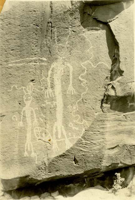 Pictographs on rock at mouth of Gypsum Valley