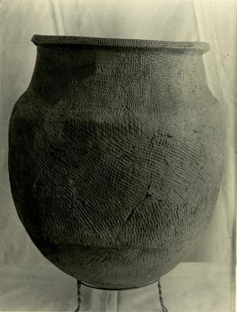 Vessel from collection of Edward H. Rogers, rock shelter, #3483