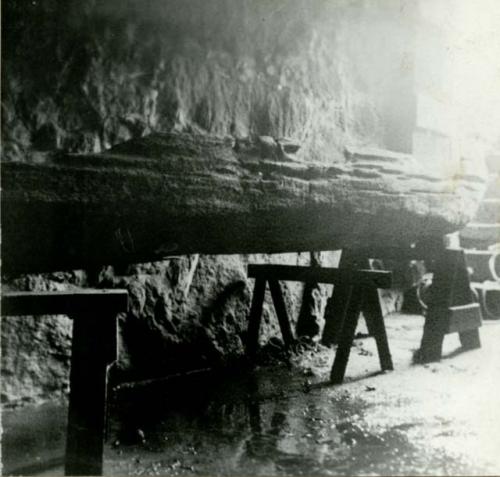 Canoe found in Squanty Pond