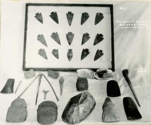 Artifacts from Dickson Mounds