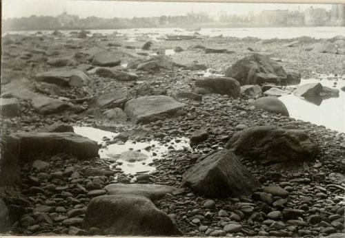 Standing bed of Delaware River near rail road bridge looking North East from Pennsylvania