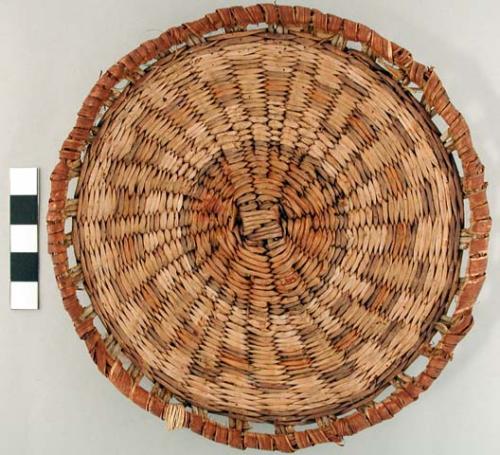 Wicker basket tray