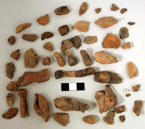 Clay figurine fragments