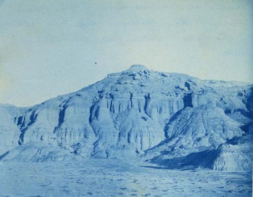 View of Mountainous landscape near Pueblo Bonito or Pueblo Alto